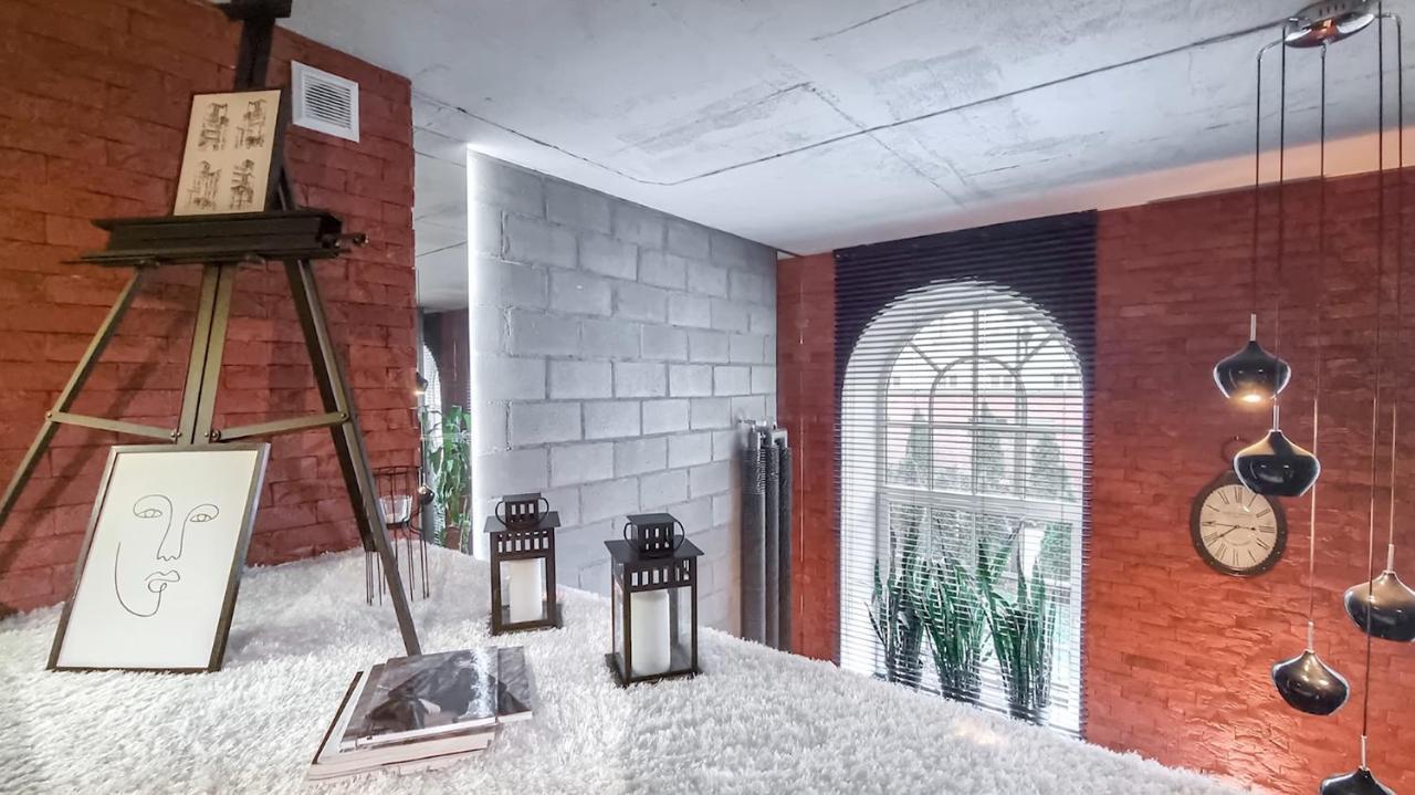 Nice Two-Level Loft In Tobaco Park ウッチ エクステリア 写真